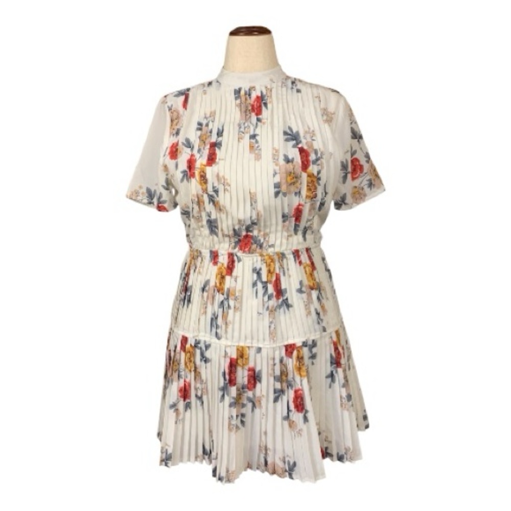 Boohoo Feminine Floral Pleated Garden Girl Mini Dress Coquette Wedding‎ Size 8
